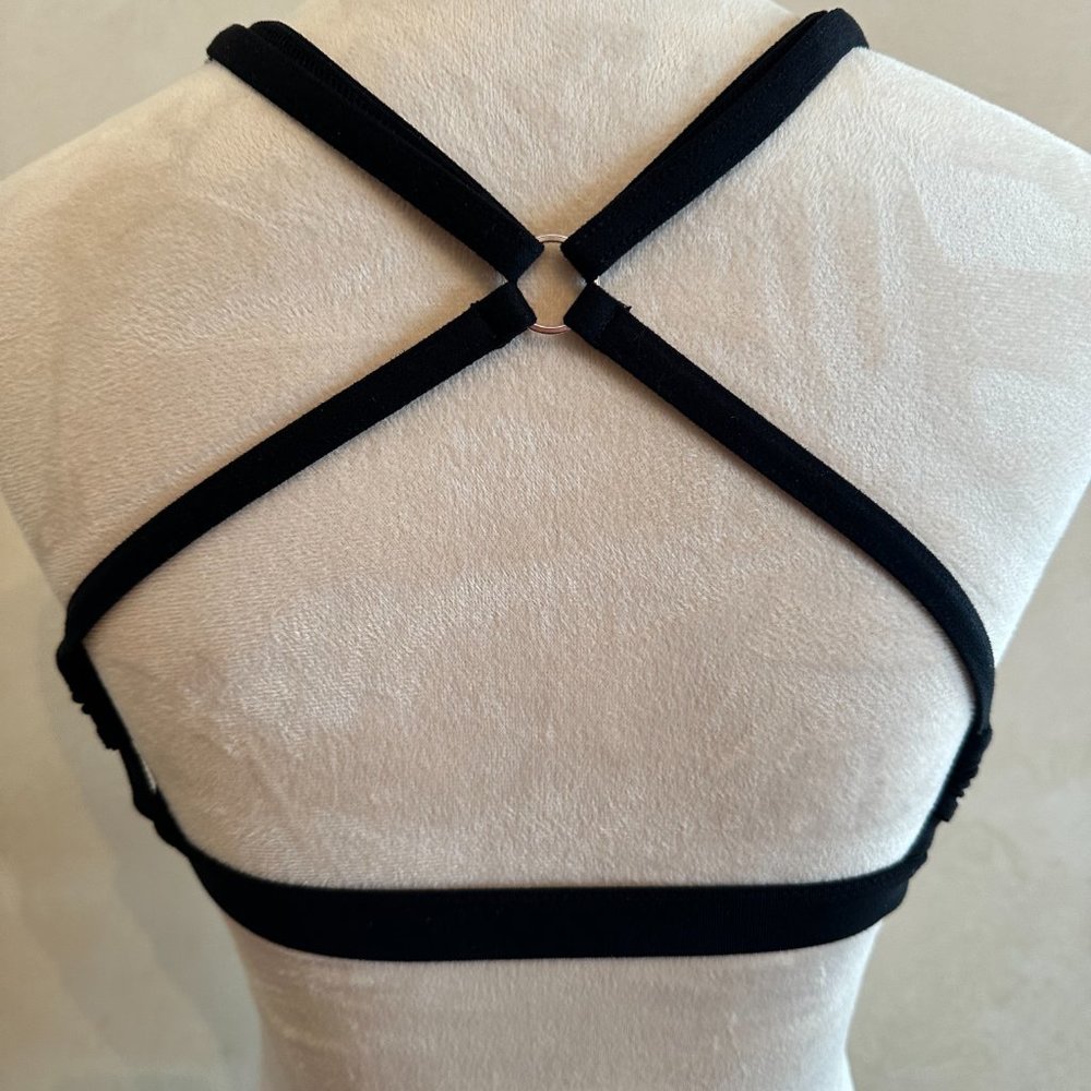 Bombshell Sportswear - Pumped Sports Bra - L - EUC